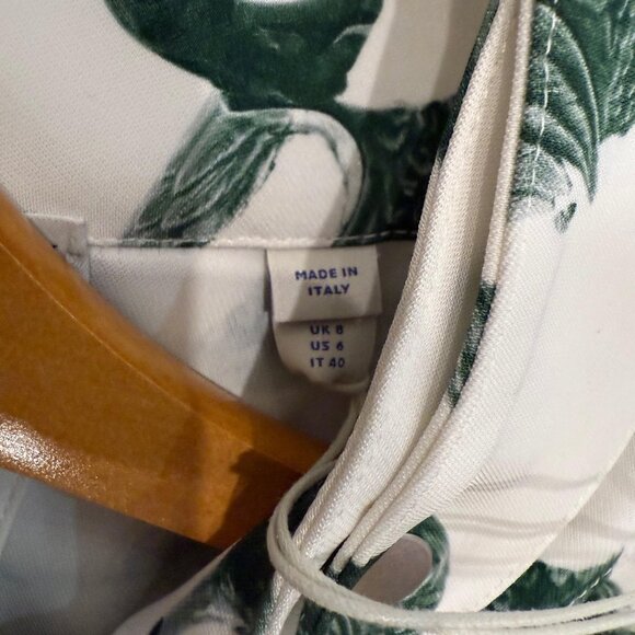 BNWT Authentic Burberry Duck Blouse size US 6 - Picture 6 of 8